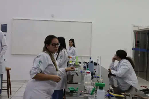 Laboratórios