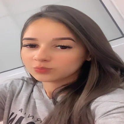 Caroline Oliveira Passos Duarte